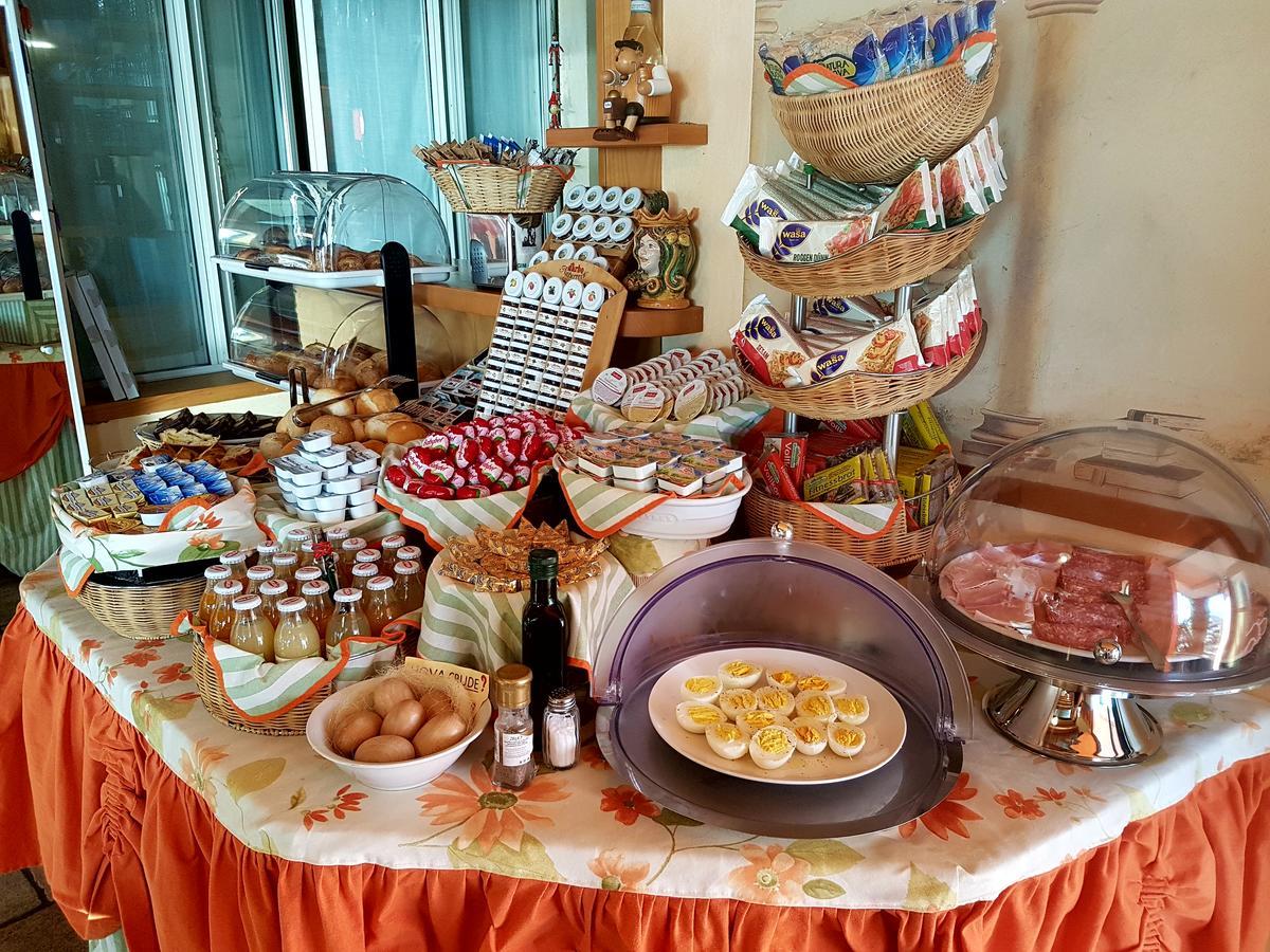 Hotel Belvedere Σιρμιόνε Εξωτερικό φωτογραφία